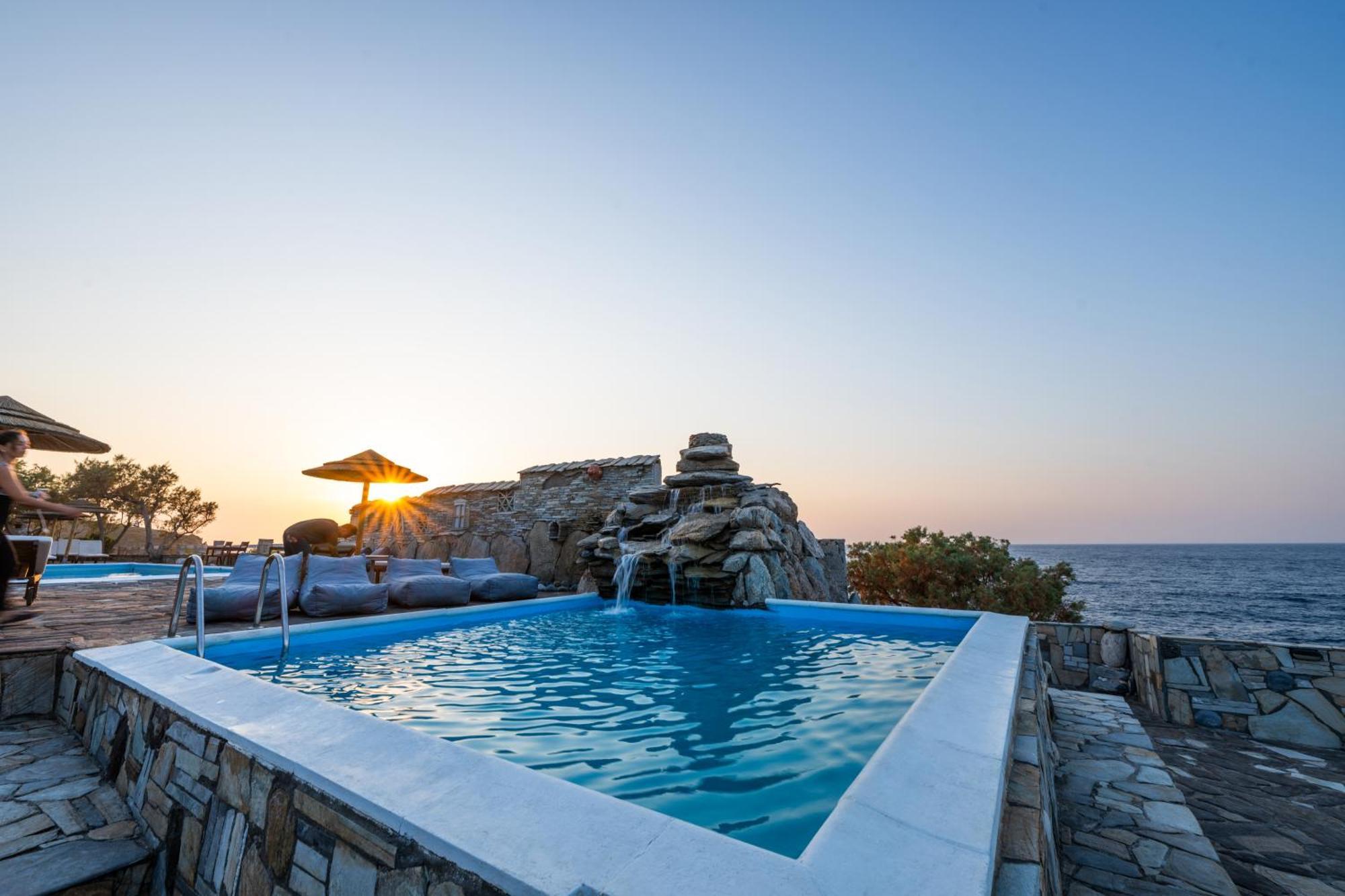 Cavos Bay Hotel & Studios Арменістіс Екстер'єр фото